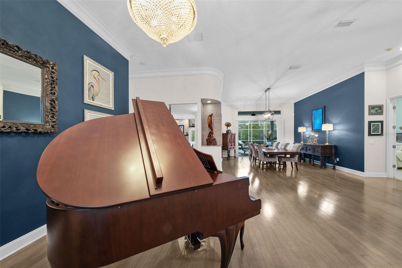 CHEVAL POLO & GOLF CL PHAS - Residential
