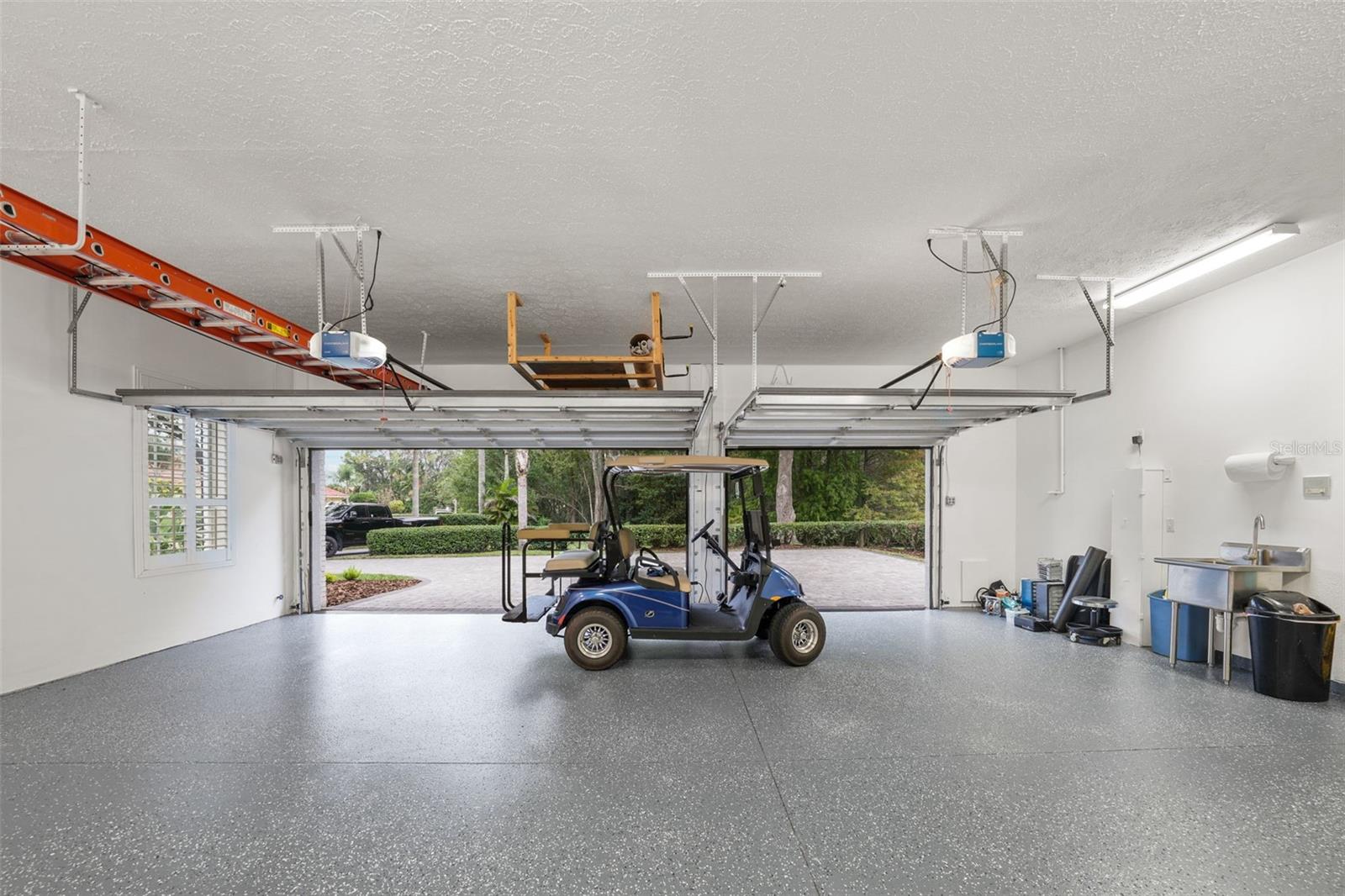 CHEVAL POLO & GOLF CL PHAS - Residential