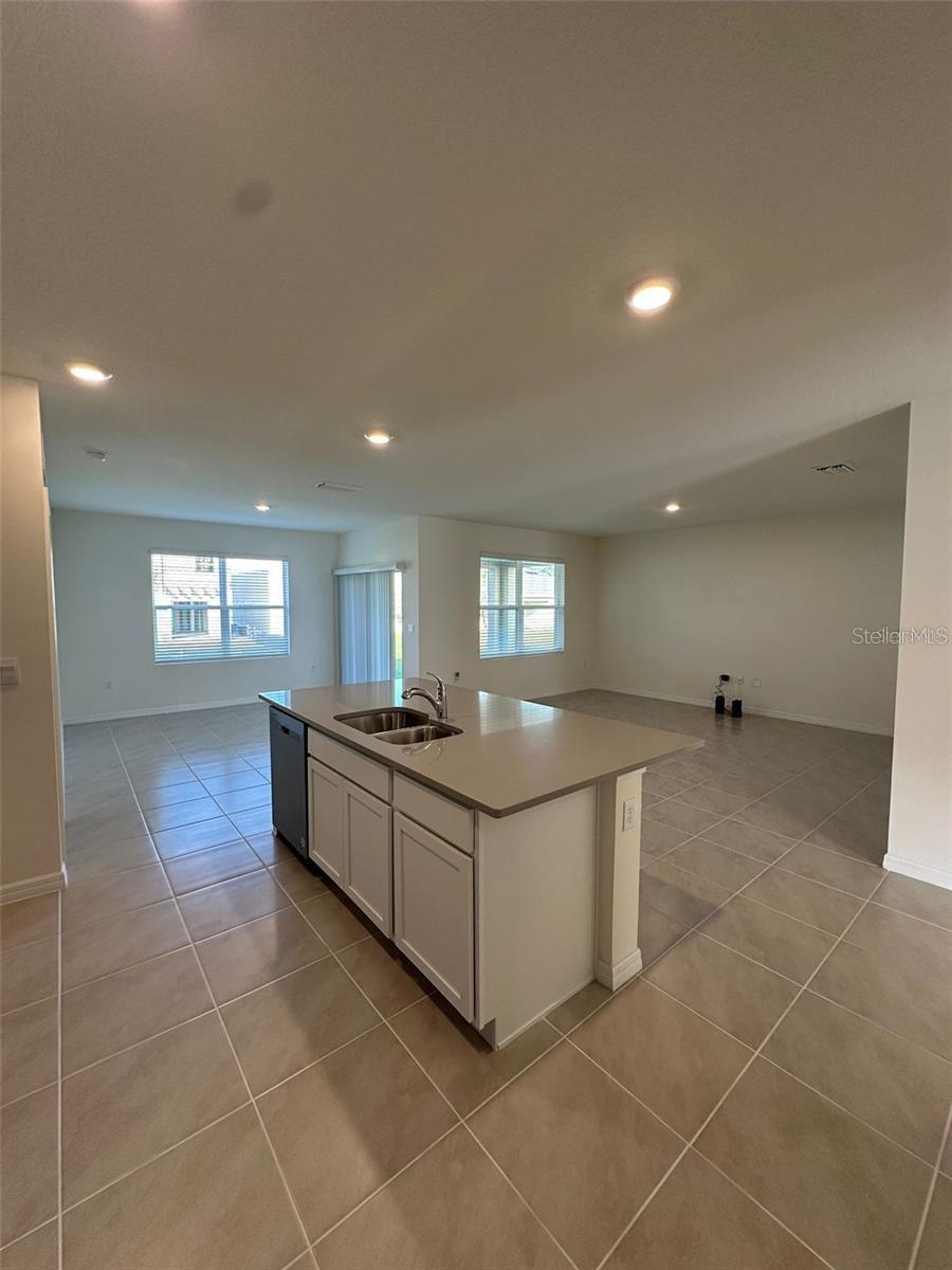 EDGEMONT AT SERENOA - Residential Lease