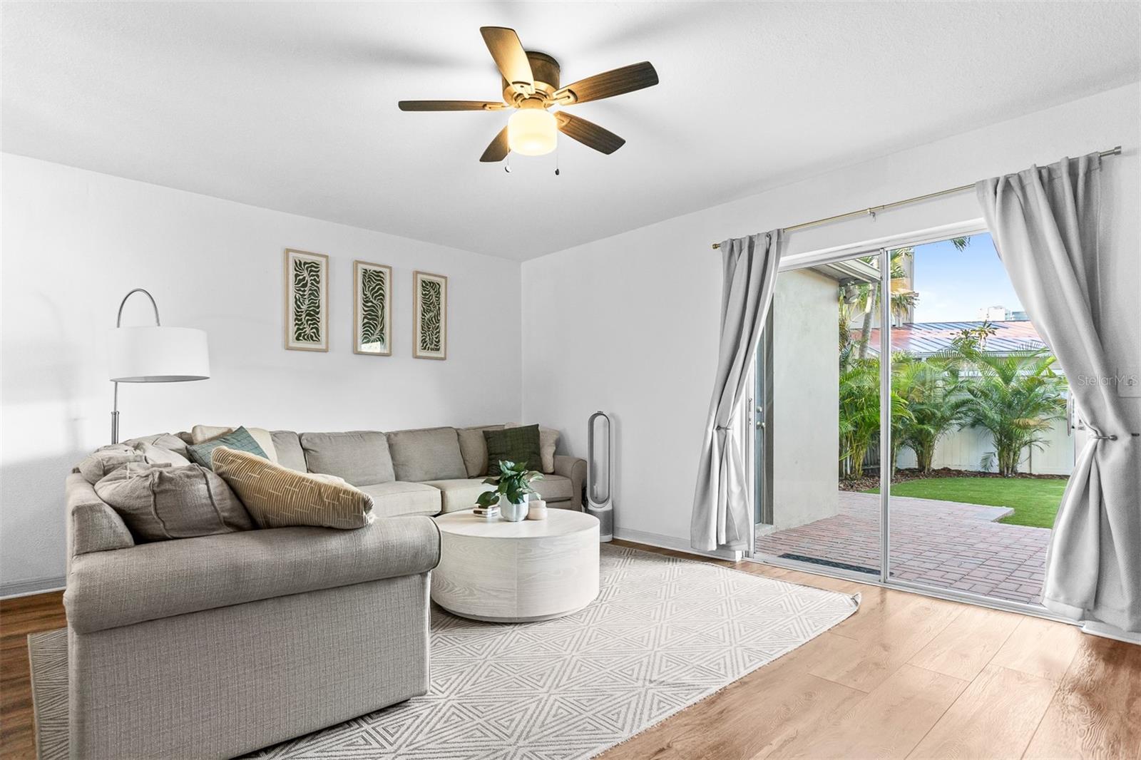 KANSAS AVE TWNHMS - Residential