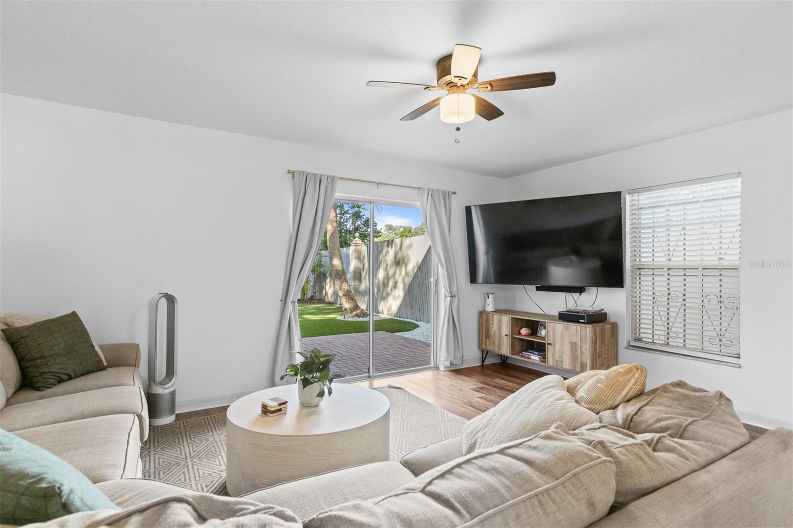 KANSAS AVE TWNHMS - Residential