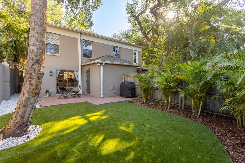 Photo of 2526 W Kansas Avenue #B, Tampa, FL 33629 (MLS # TB8498666)