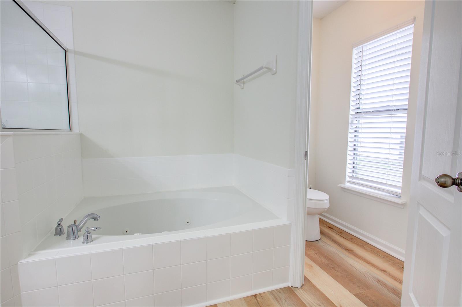 WATERBROOK FALLS - Residential