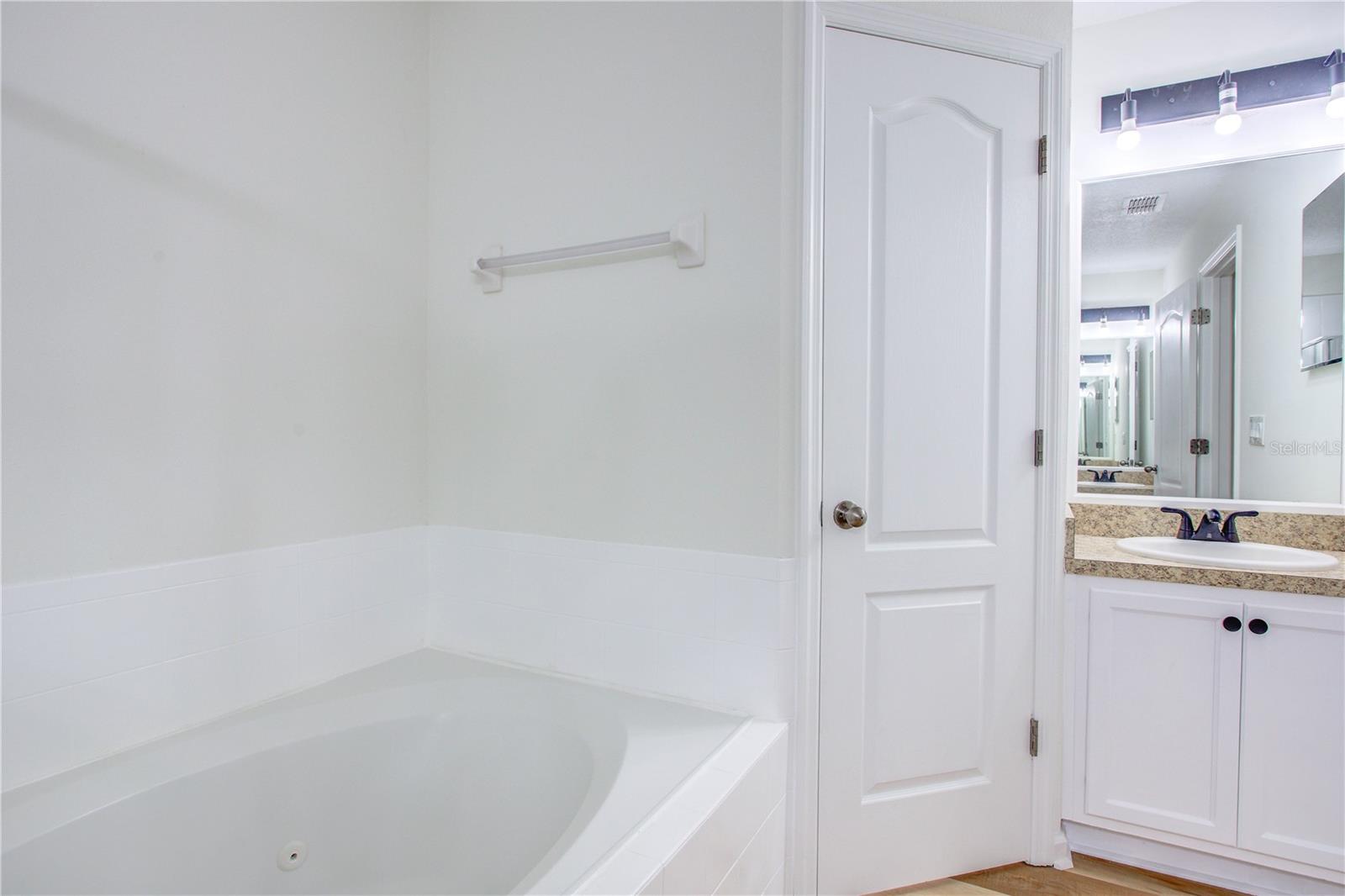 WATERBROOK FALLS - Residential