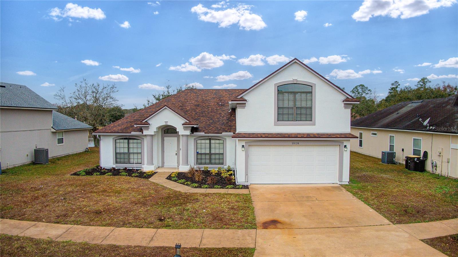 WATERBROOK FALLS - Residential