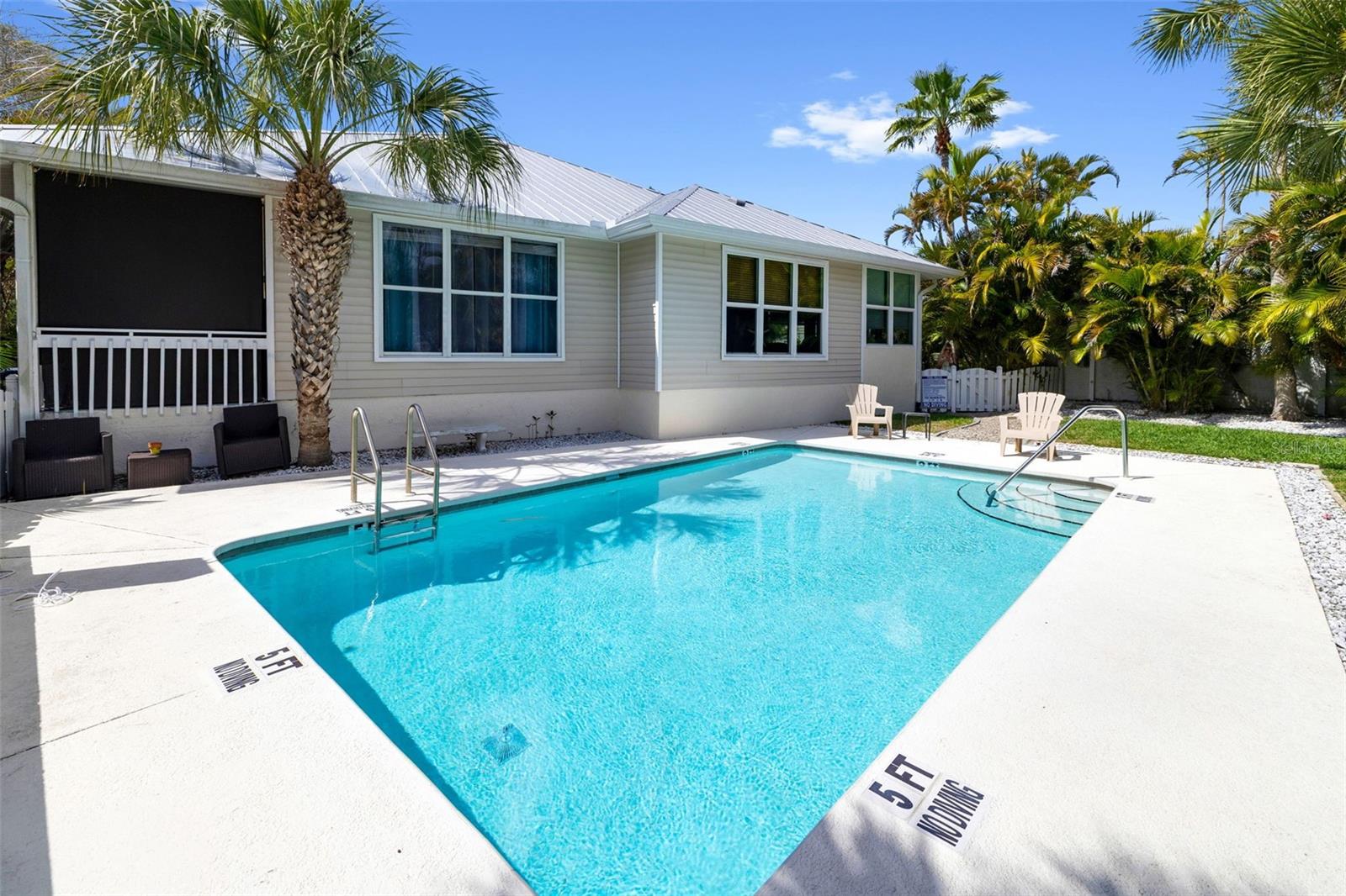 TOWNS-END SHORES - Residential