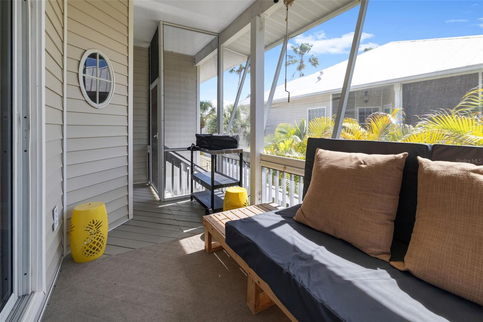 TOWNS-END SHORES - Residential