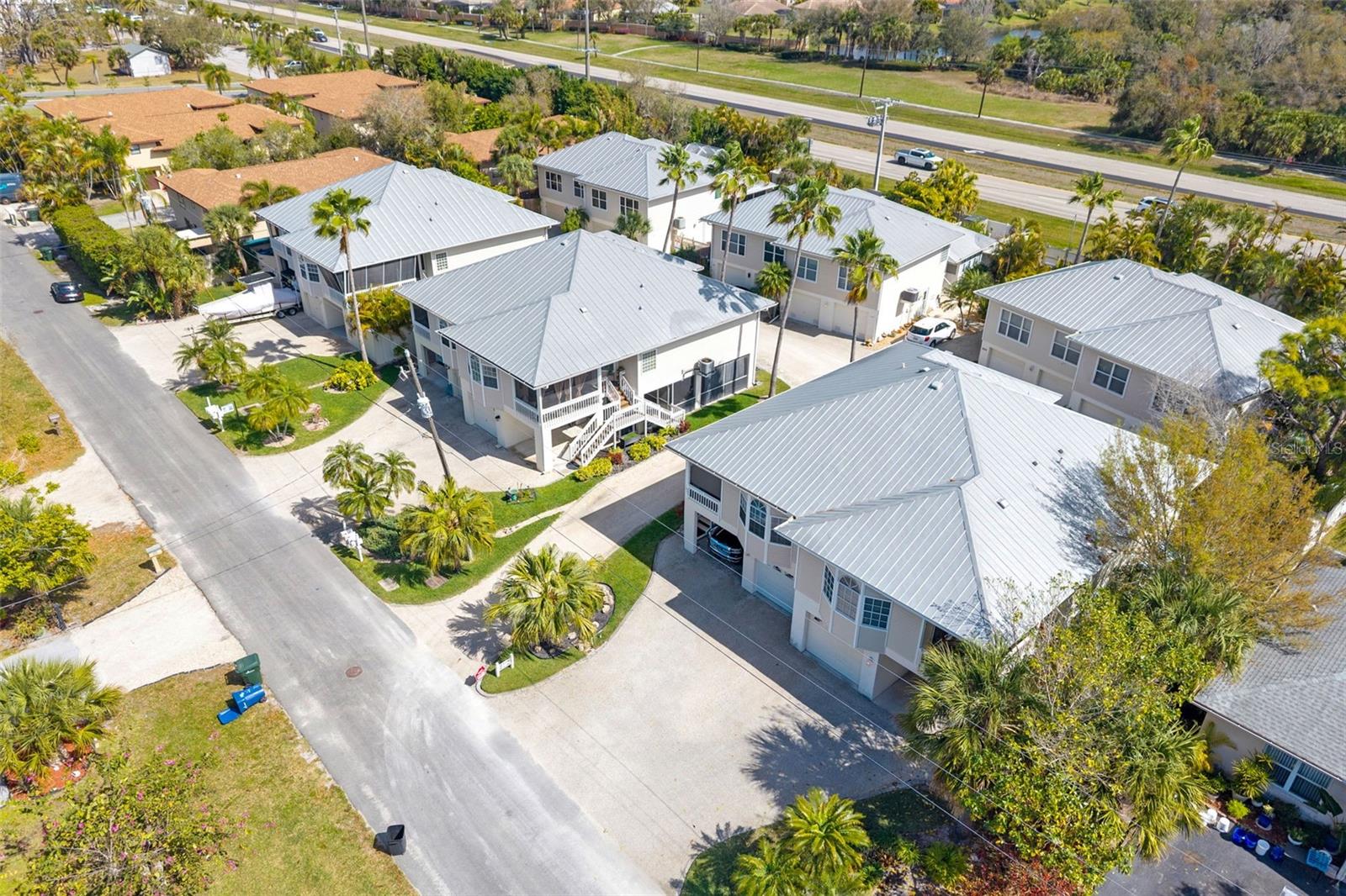 TOWNS-END SHORES - Residential