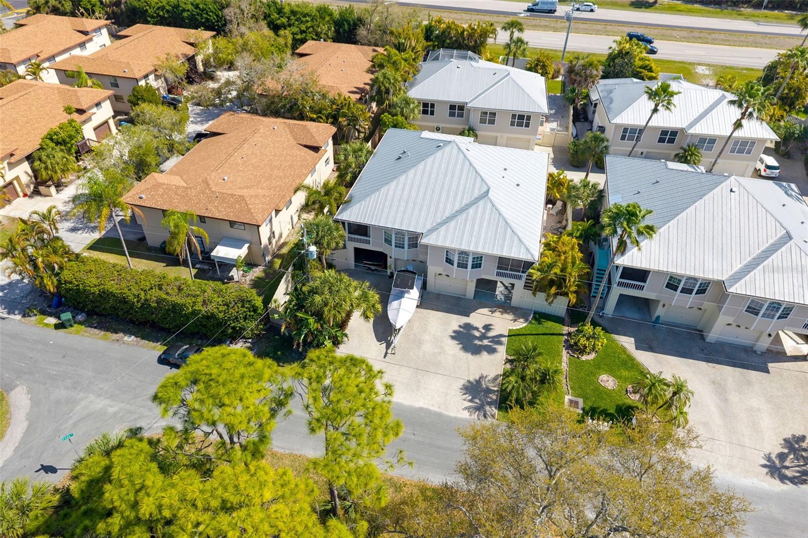 TOWNS-END SHORES - Residential