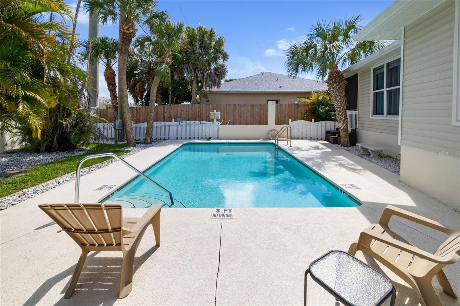 TOWNS-END SHORES - Residential