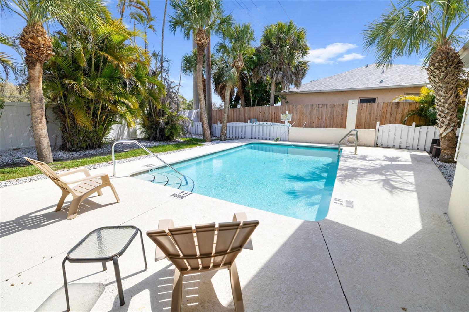 TOWNS-END SHORES - Residential