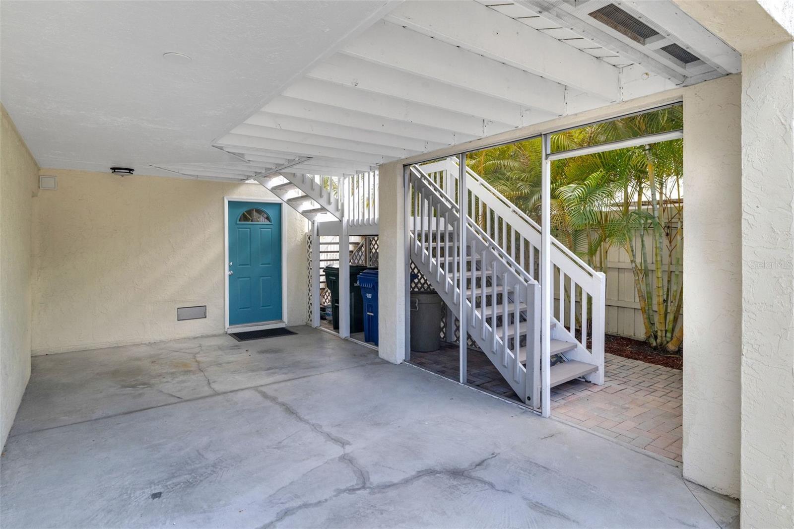 TOWNS-END SHORES - Residential