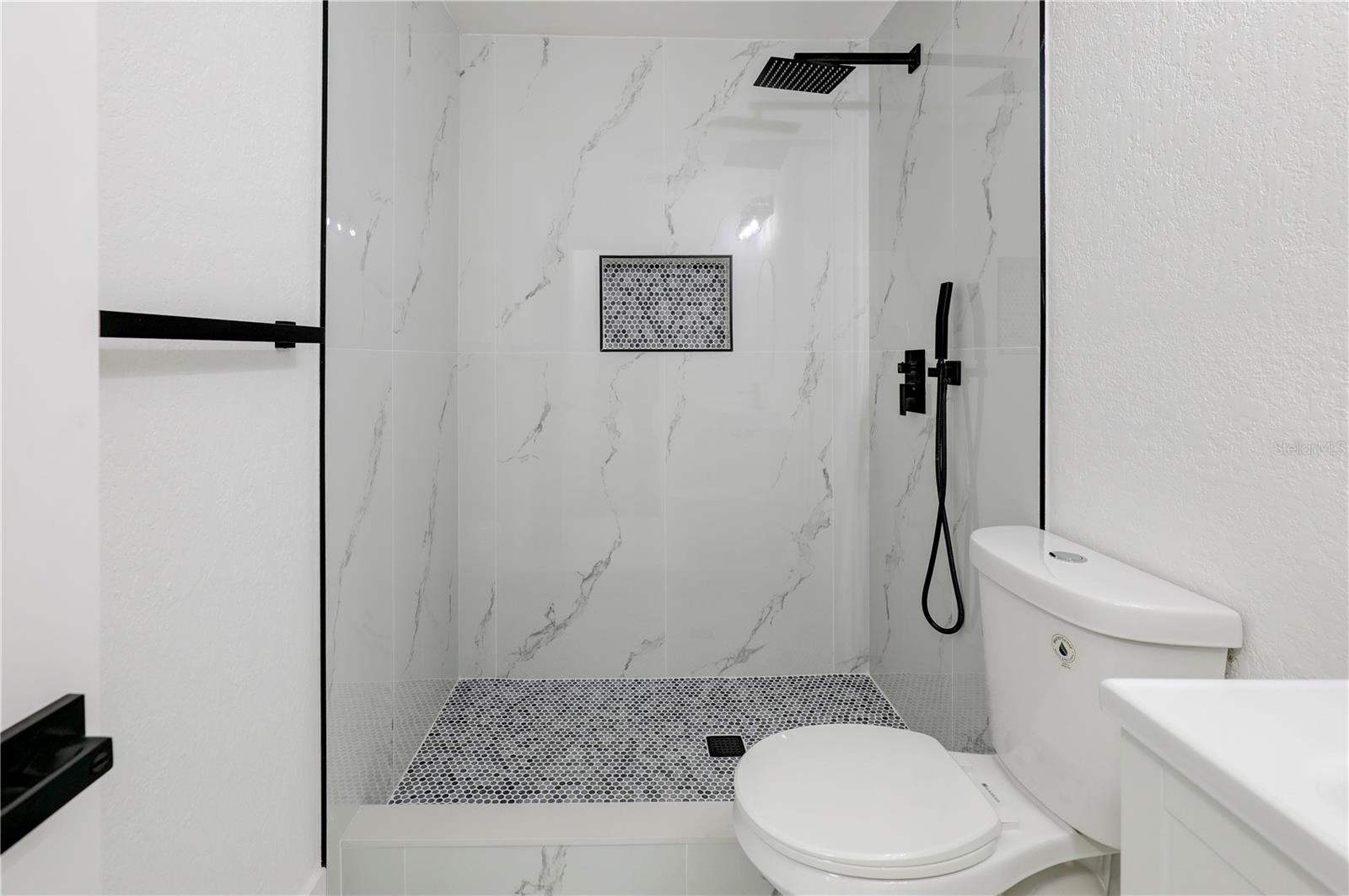 BYARS HEIGHTS RESUB OF BLK 5 - Residential