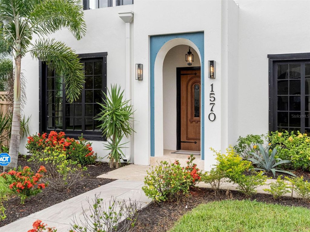 Photo of 1570 48th Avenue N, St Petersburg, FL 33703 (MLS # TB8405655)