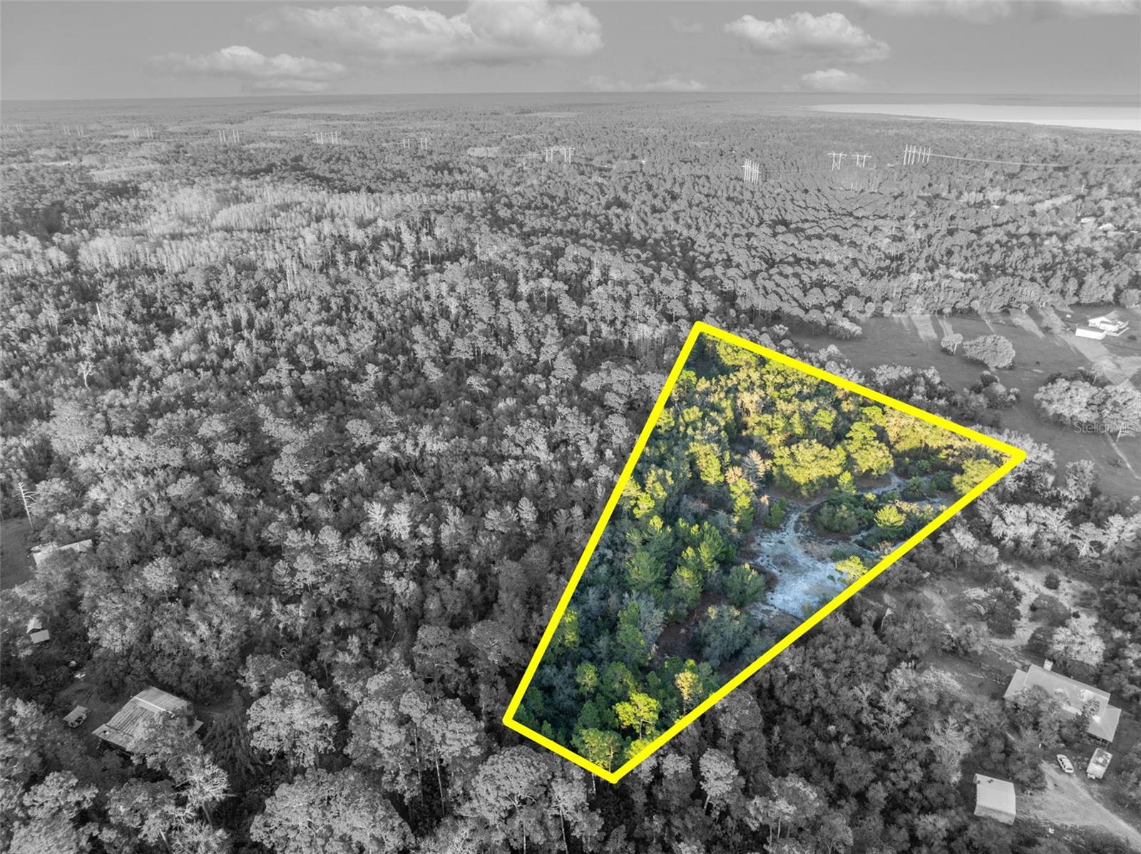 GENEVA TR 15-20-32 - Land