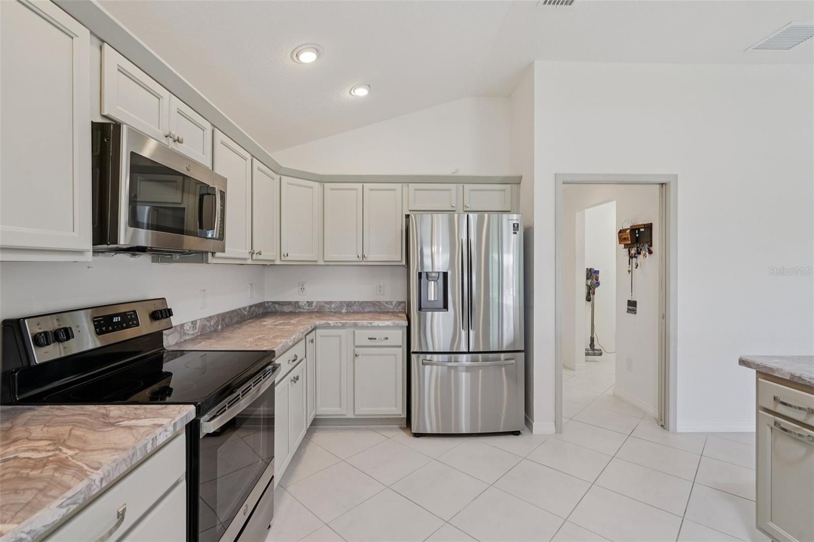 OXFORD OAKS PH 2 - Residential