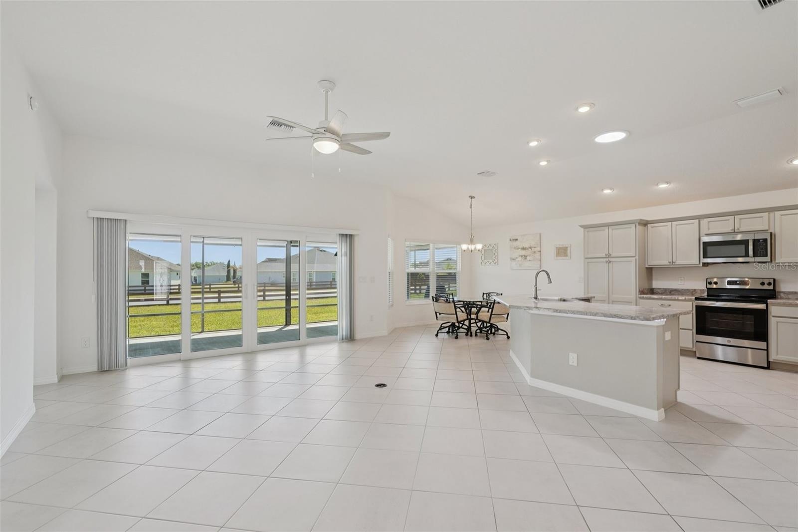 OXFORD OAKS PH 2 - Residential