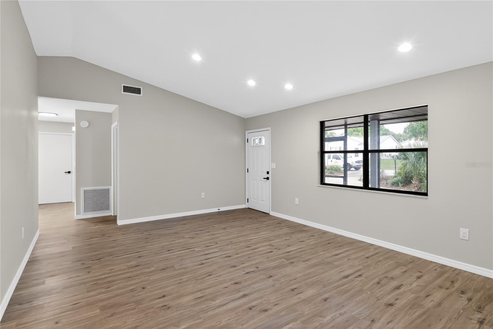 SCOTTISH HIGHLANDS CONDO PH N - Residential