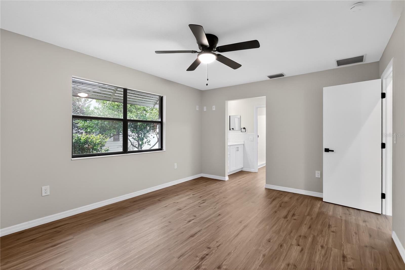 SCOTTISH HIGHLANDS CONDO PH N - Residential