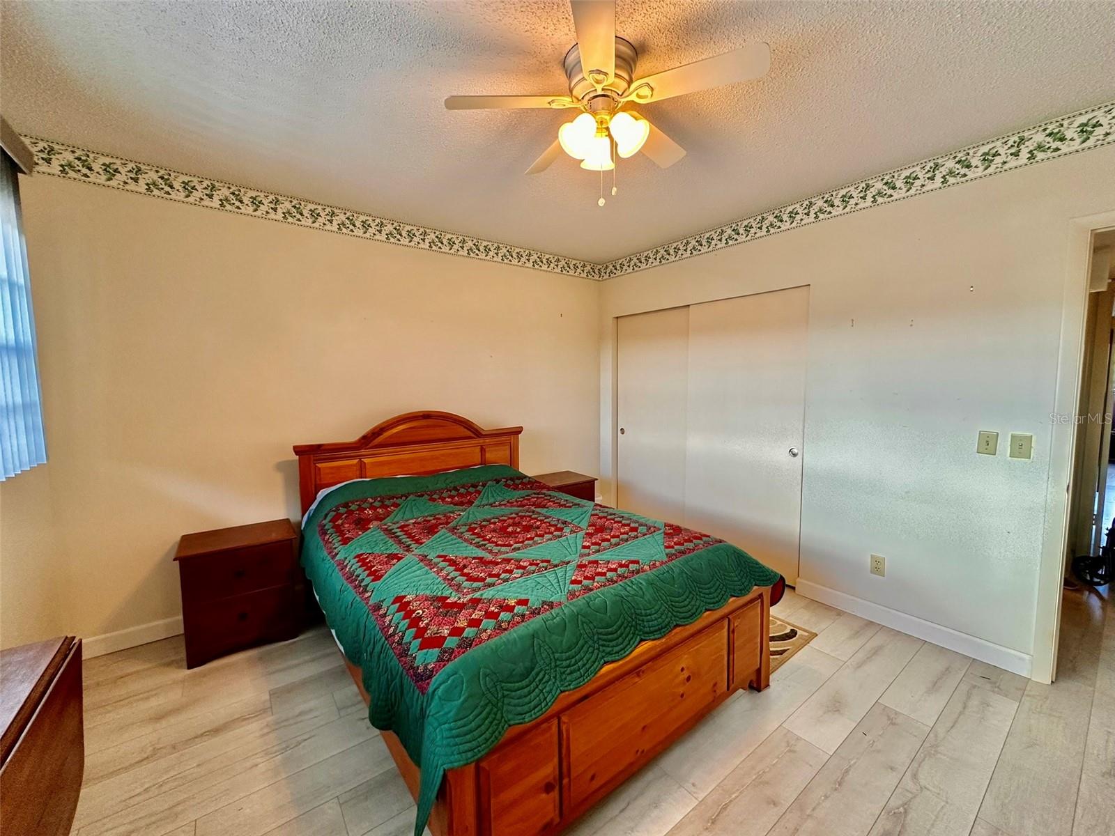 ON TOP OF THE WORLD - Residential