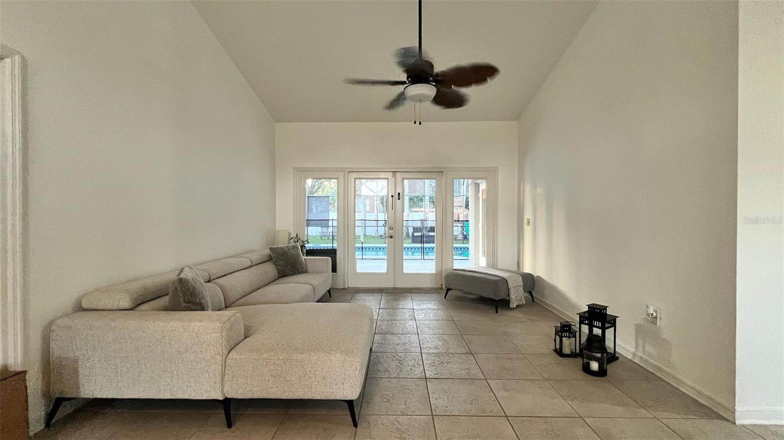3901 BALLINORE PLACE
