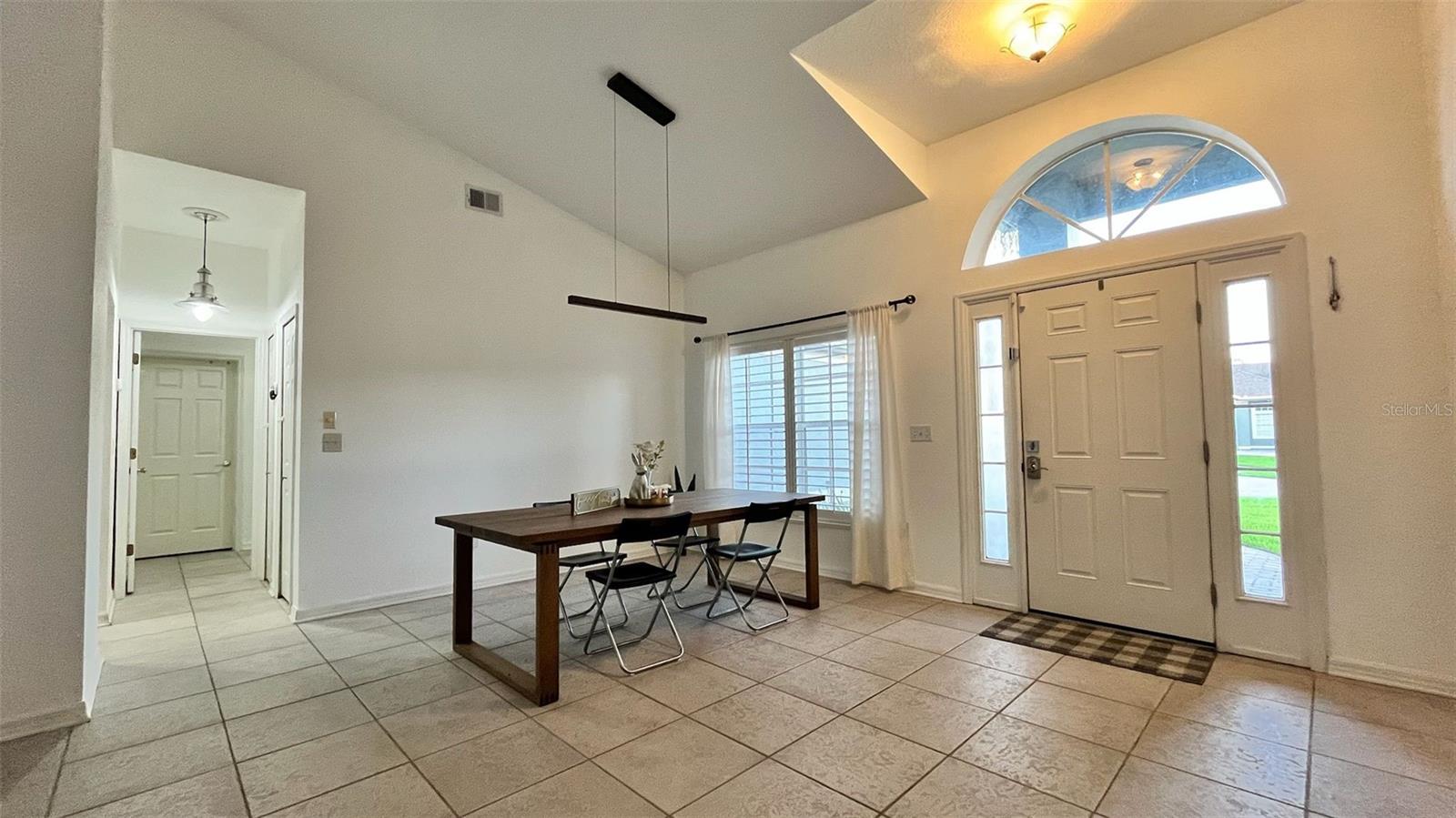 3901 BALLINORE PLACE