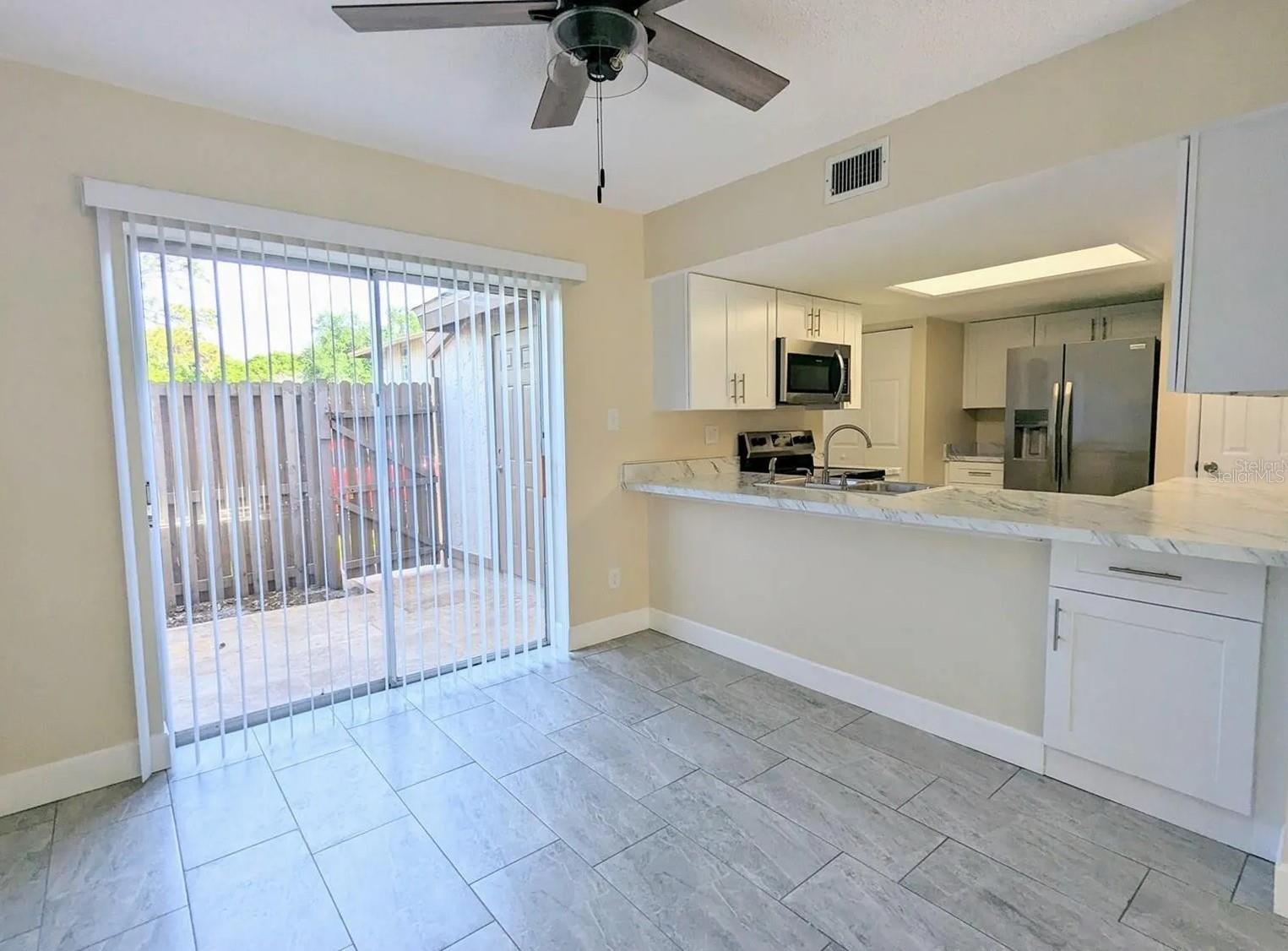 3111 CREEKGLEN COURT