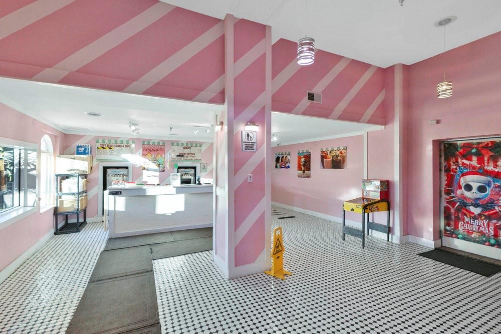 REGAL PALMS AT HIGHLAND RESERVE PH 05 - Residential