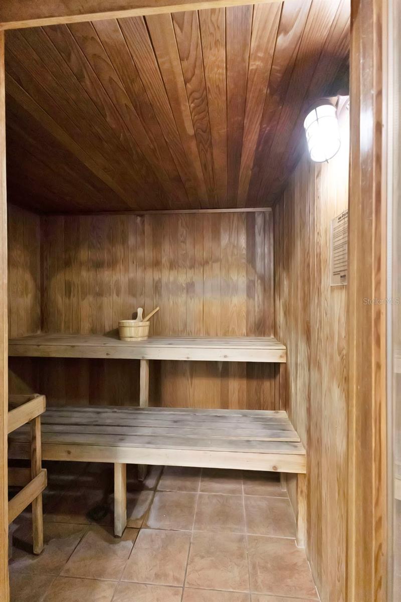 REGAL PALMS AT HIGHLAND RESERVE PH 05 - Residential