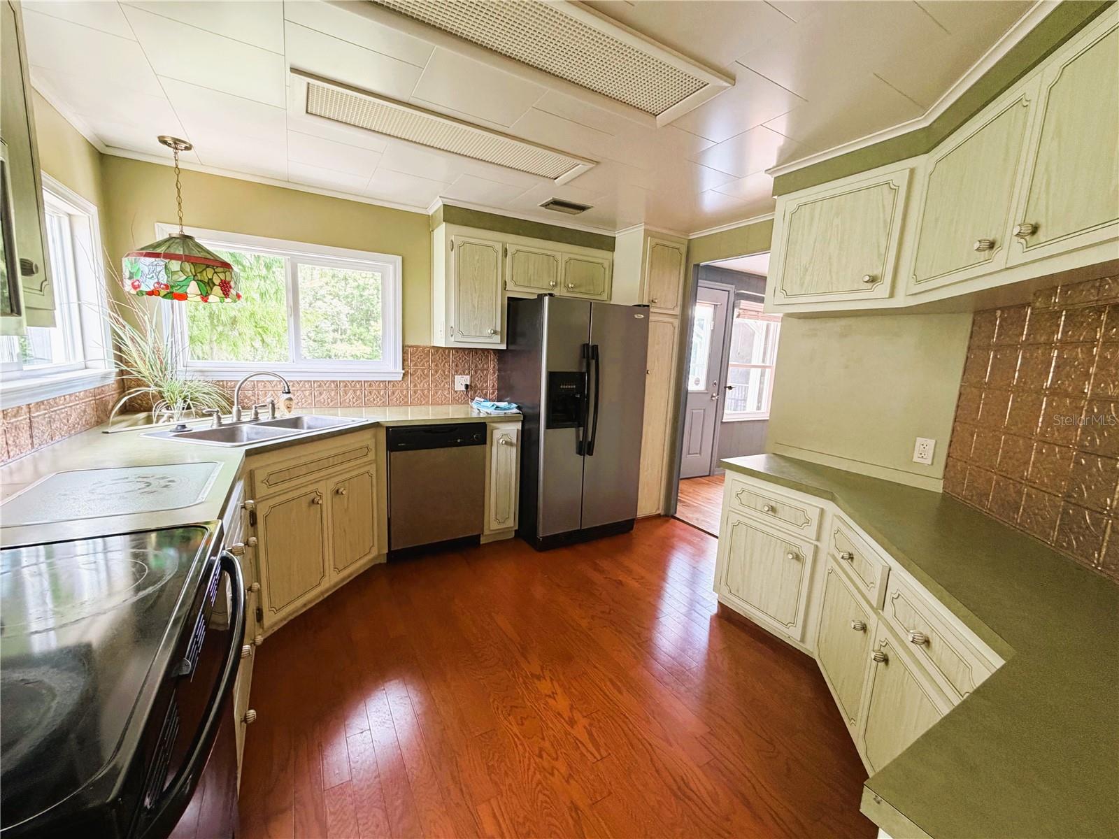 HAWTHORNE AT LEESBURG A COOP - Residential