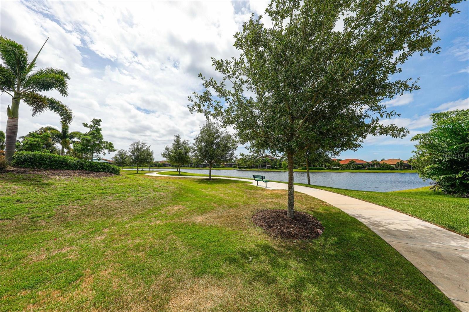 BRIDGEWATER PH I AT LAKEWOOD RANCH - Residential