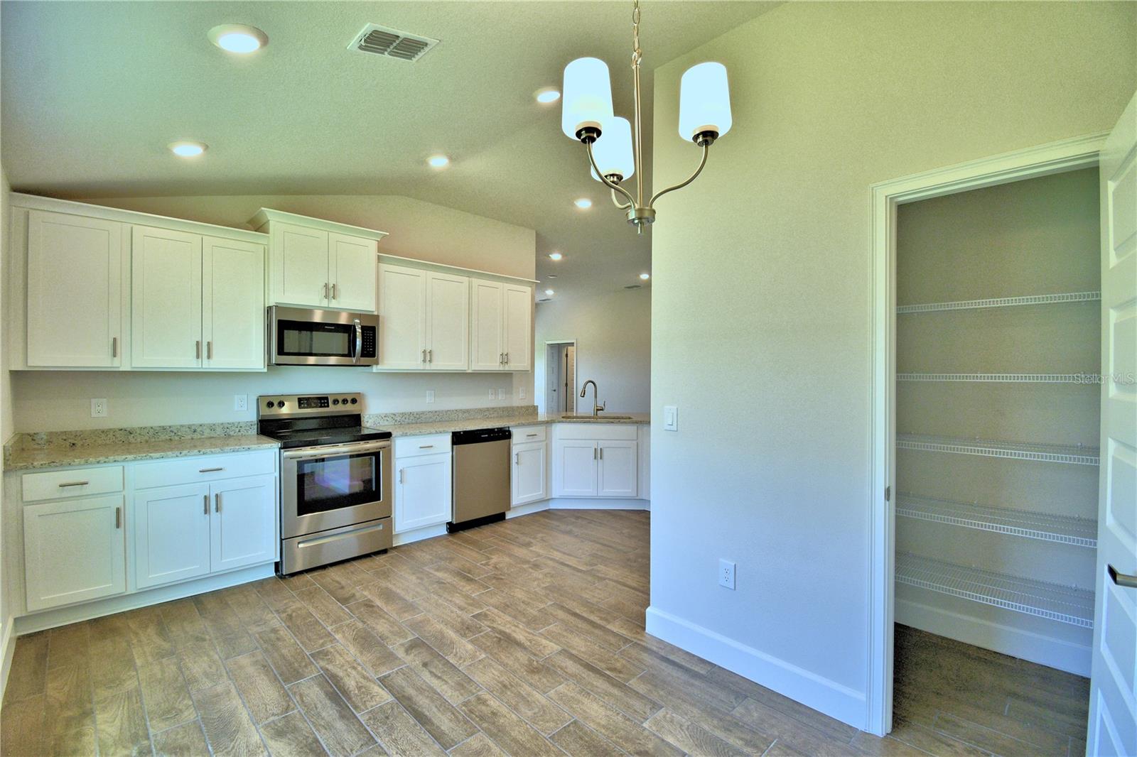 LAKE JULIANA ESTATES - Residential