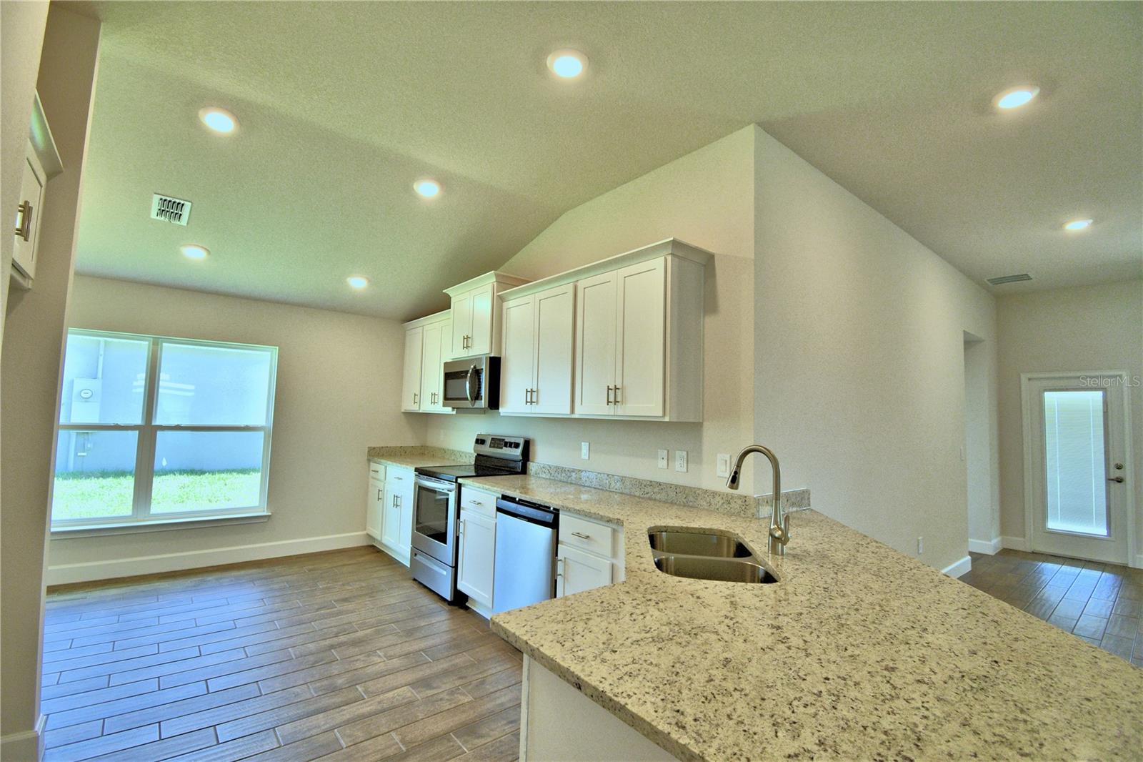 LAKE JULIANA ESTATES - Residential