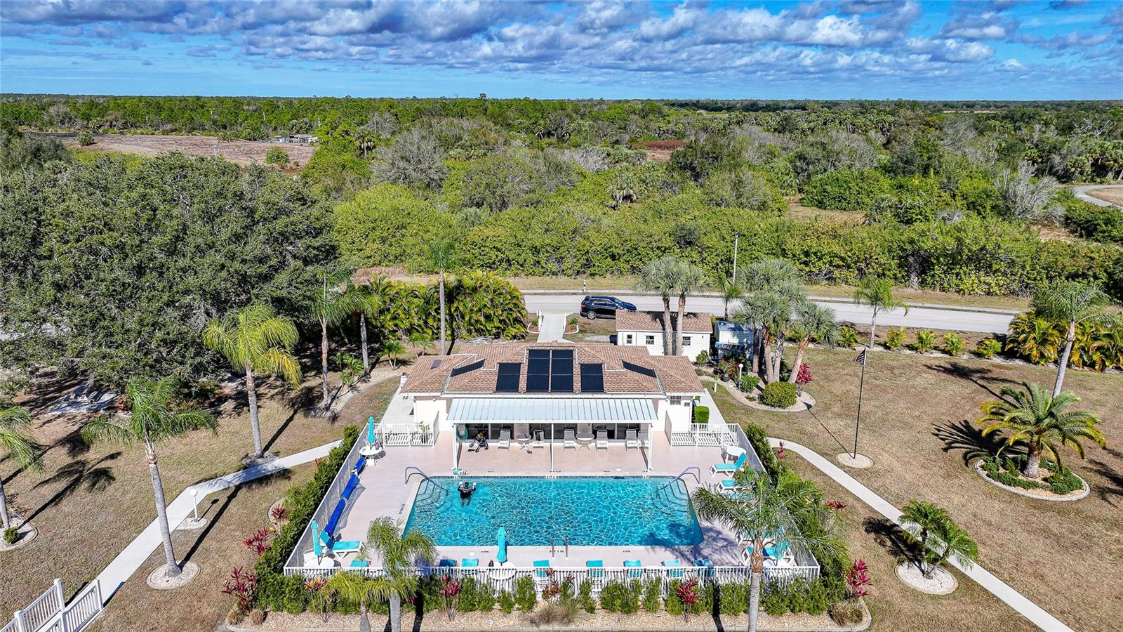 NORTH SHORE/KINGSWAY - Residential