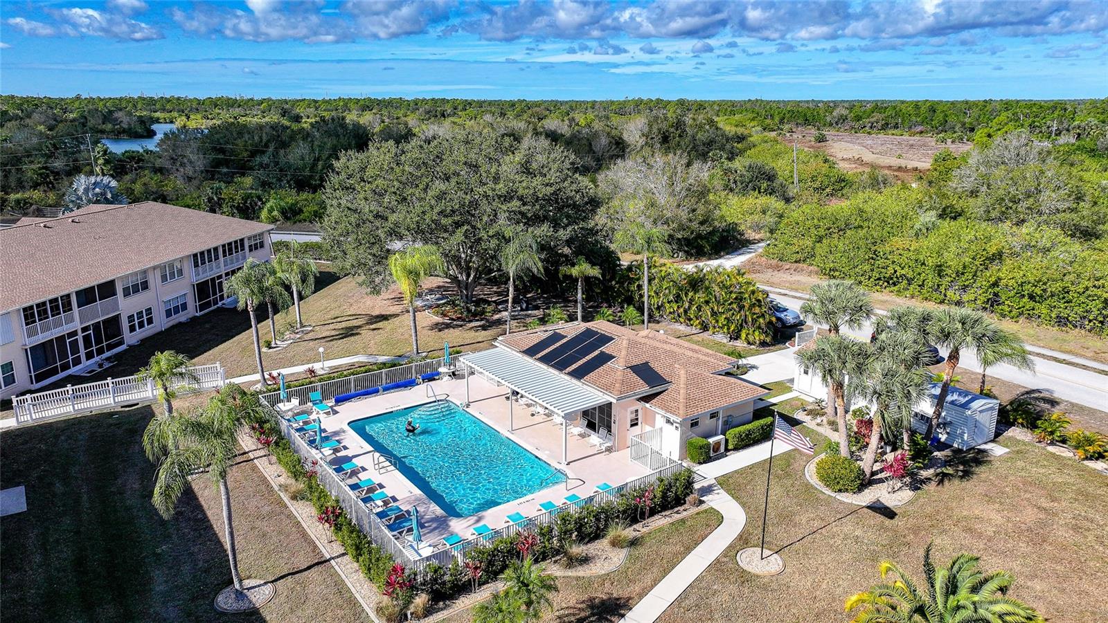 NORTH SHORE/KINGSWAY - Residential