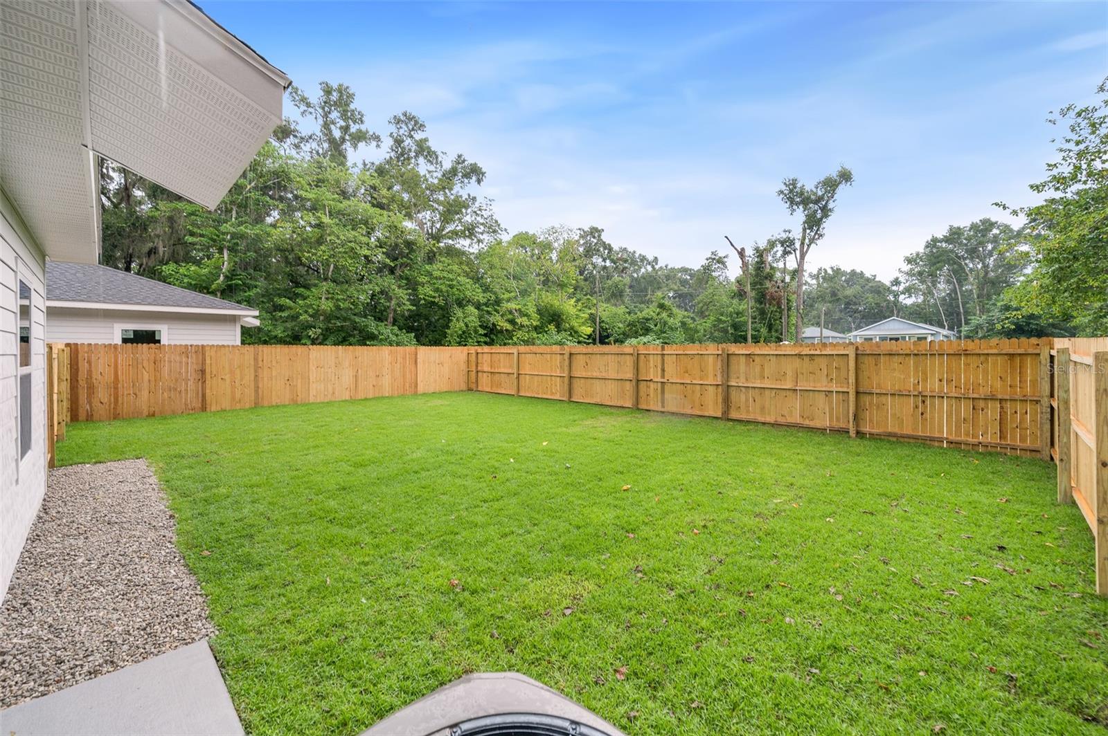 G M WHETSTONE ESTATE ADD TO H S - Residential