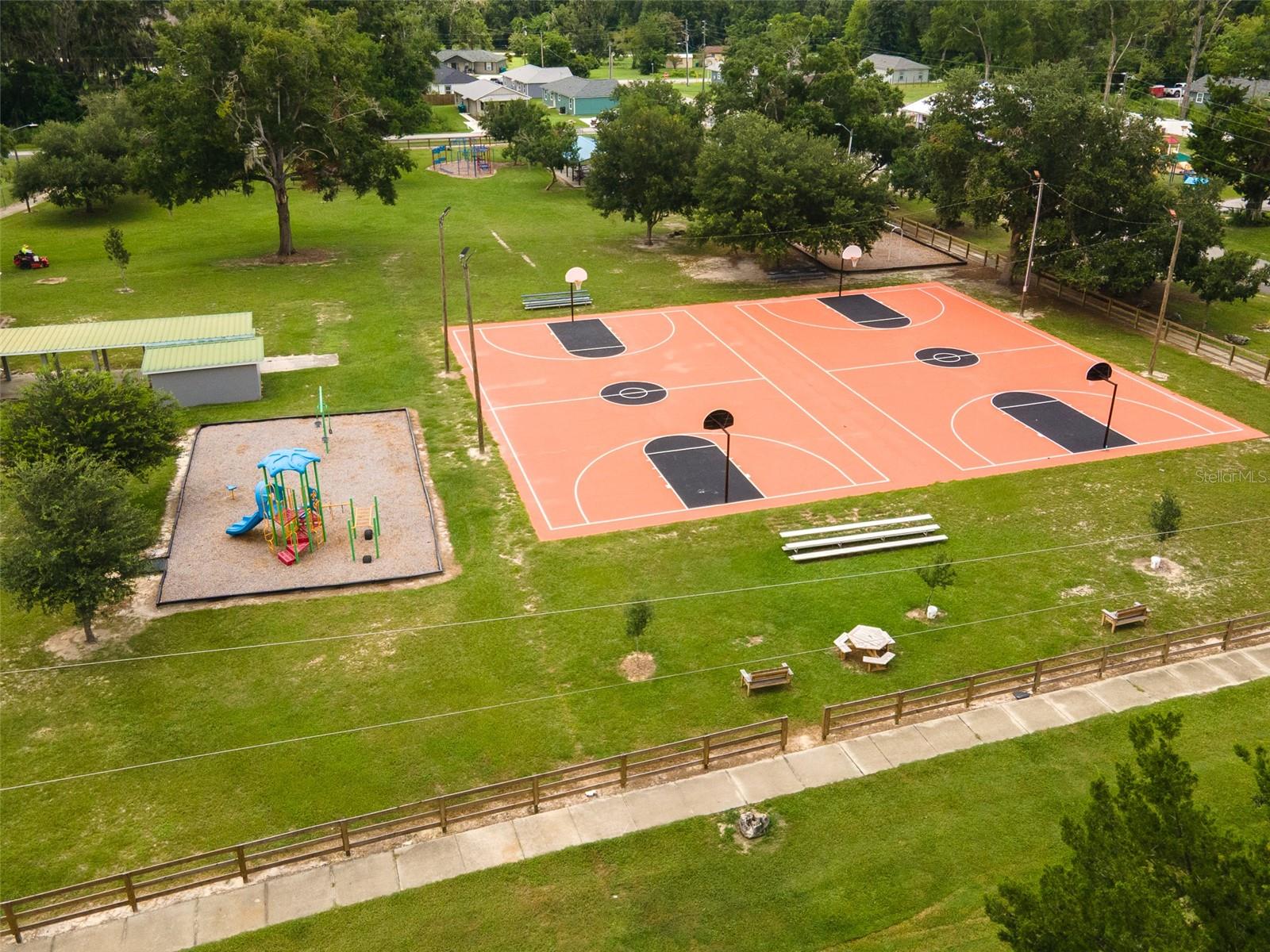 G M WHETSTONE ESTATE ADD TO H S - Residential