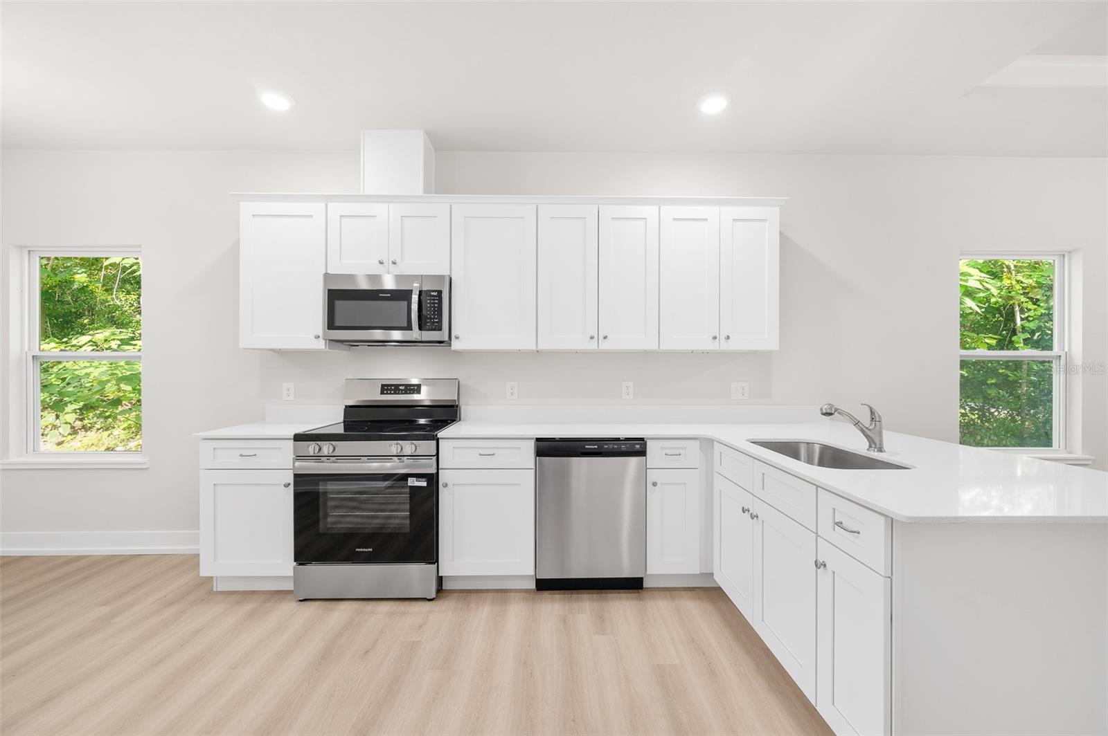 G M WHETSTONE ESTATE ADD TO H S - Residential