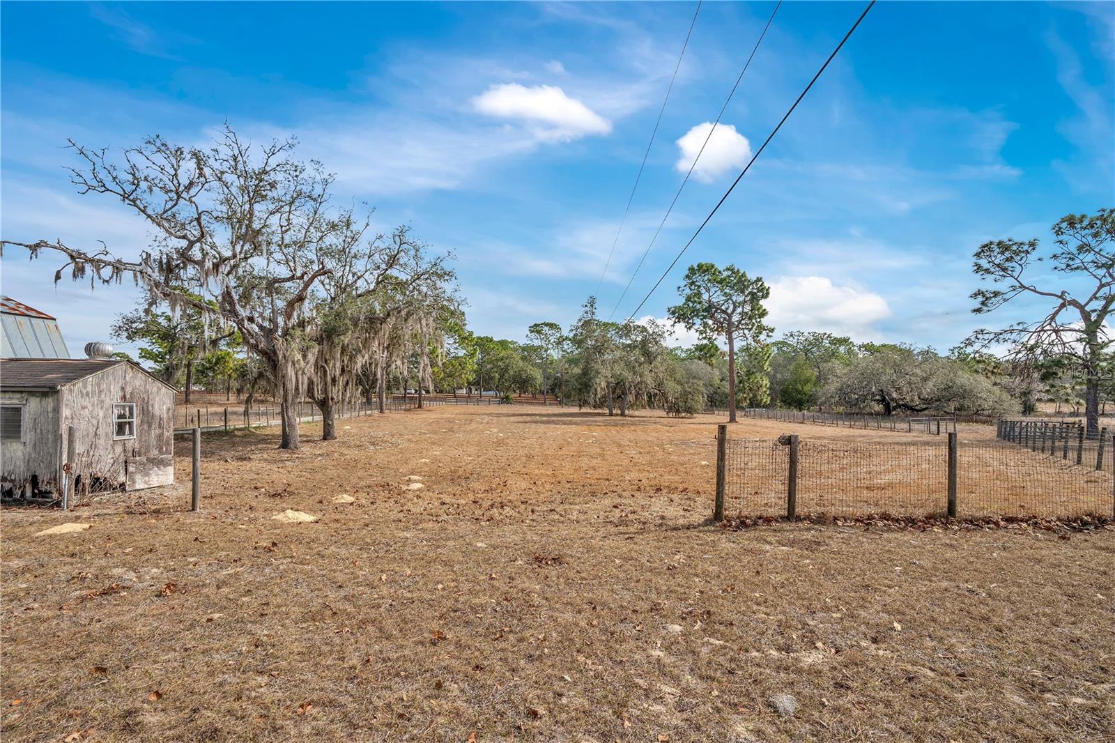 LEISURE ACRES UNIT 03 - Residential