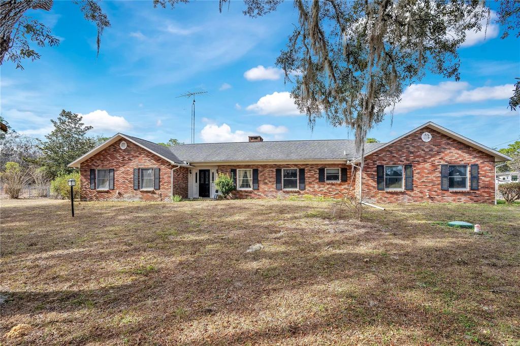 Photo of 5520 S Pine Tree Point, Lecanto, FL 34461 (MLS # O6370029)