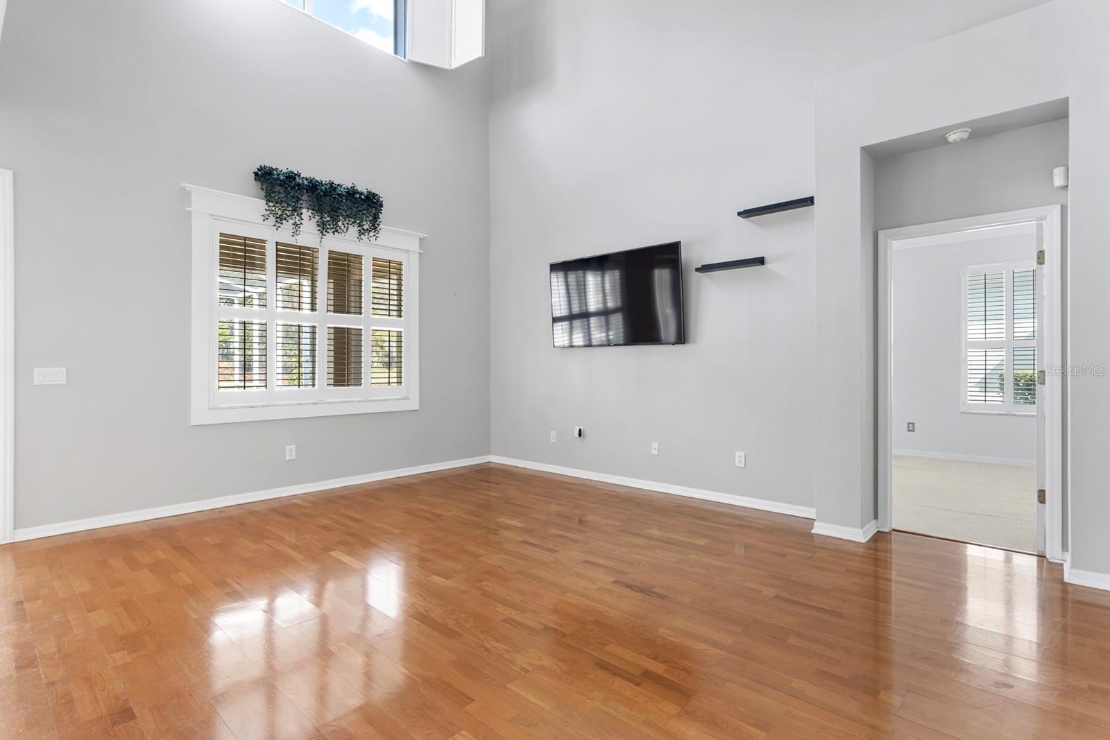 RIVER HILLS COUNTRY CLUB PARCE - Residential