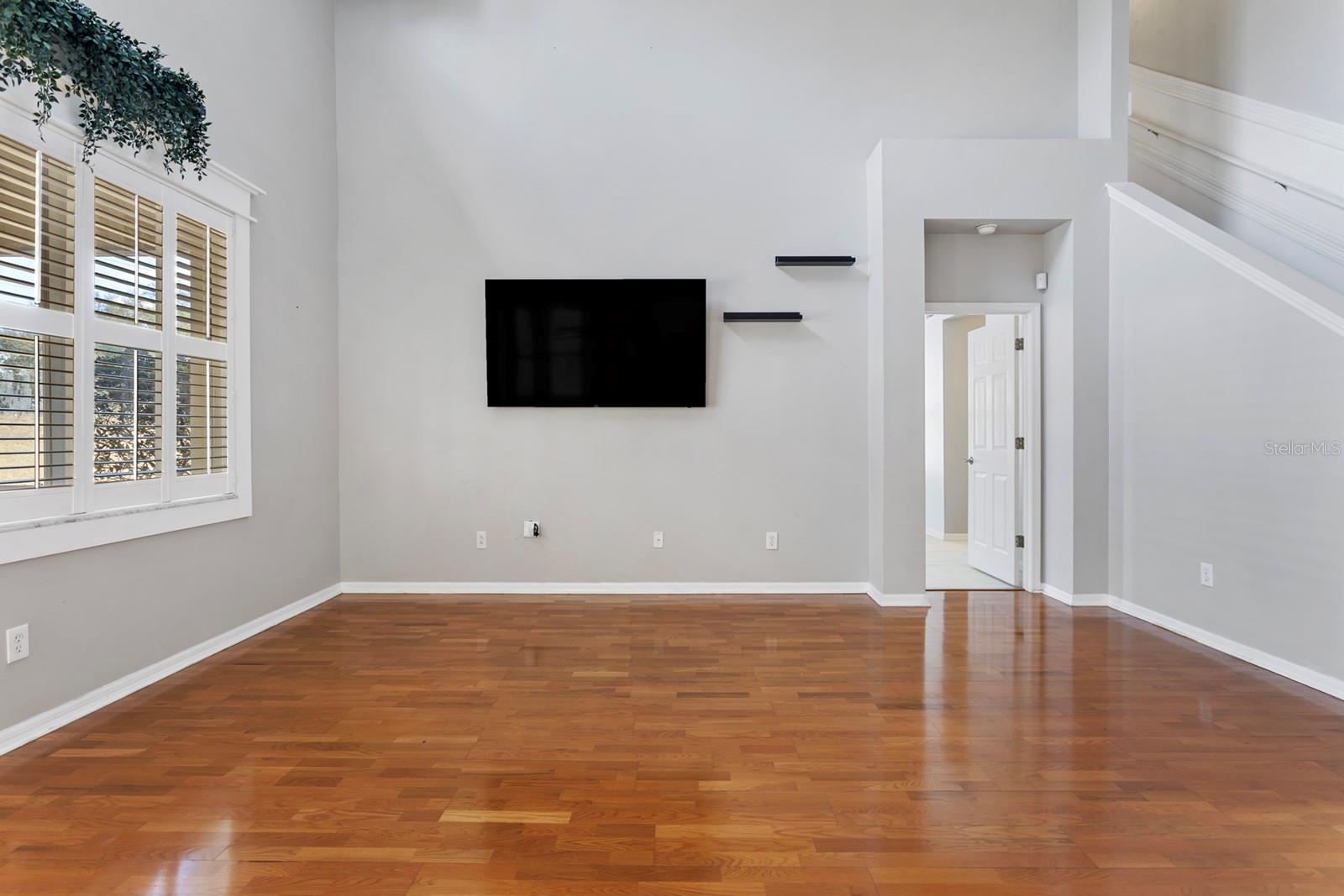 RIVER HILLS COUNTRY CLUB PARCE - Residential