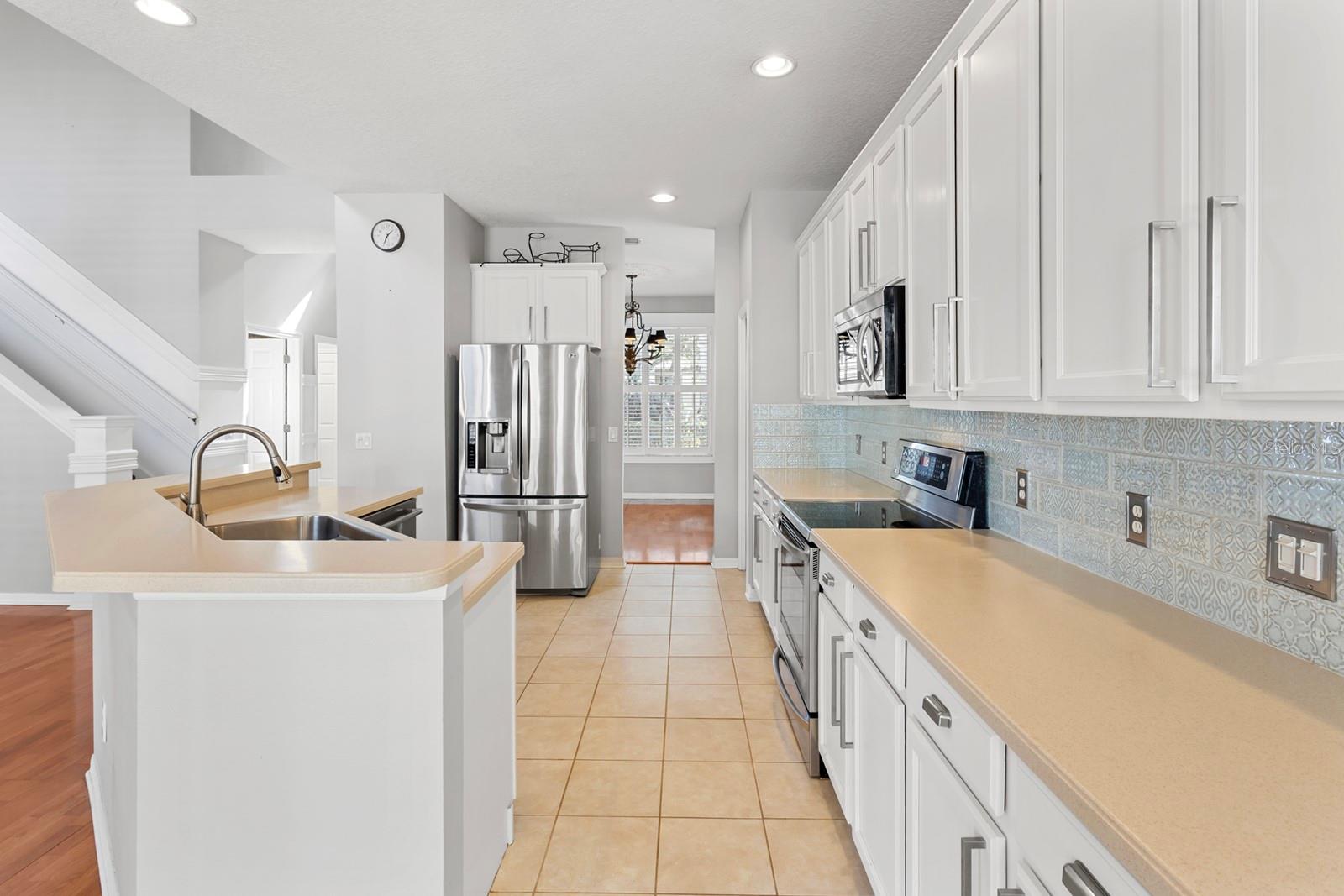 RIVER HILLS COUNTRY CLUB PARCE - Residential