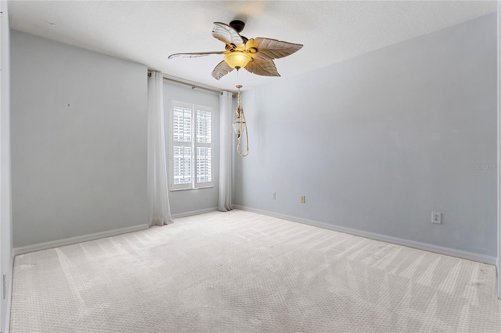 RIVER HILLS COUNTRY CLUB PARCE - Residential