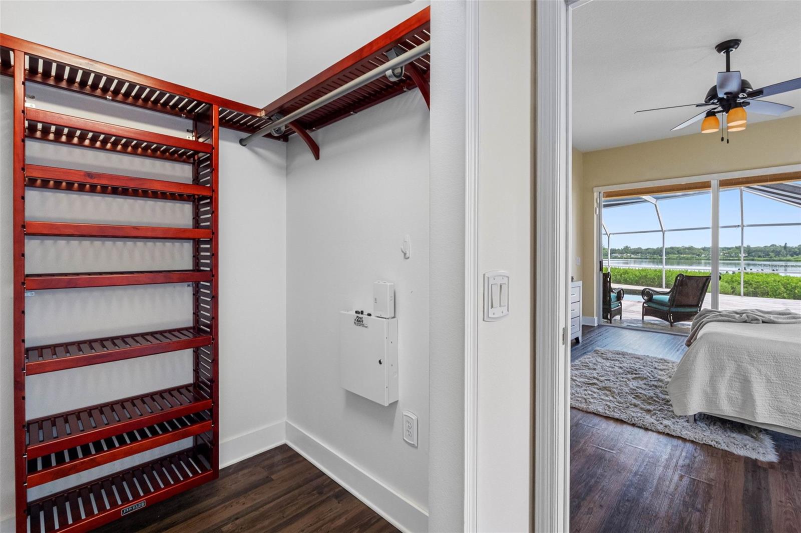 BAYS END - Residential