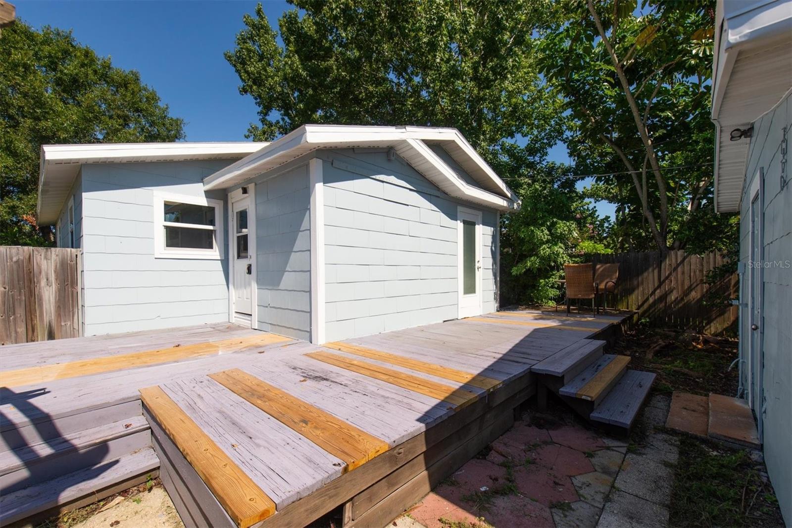 MELROSE SUB - Residential Lease