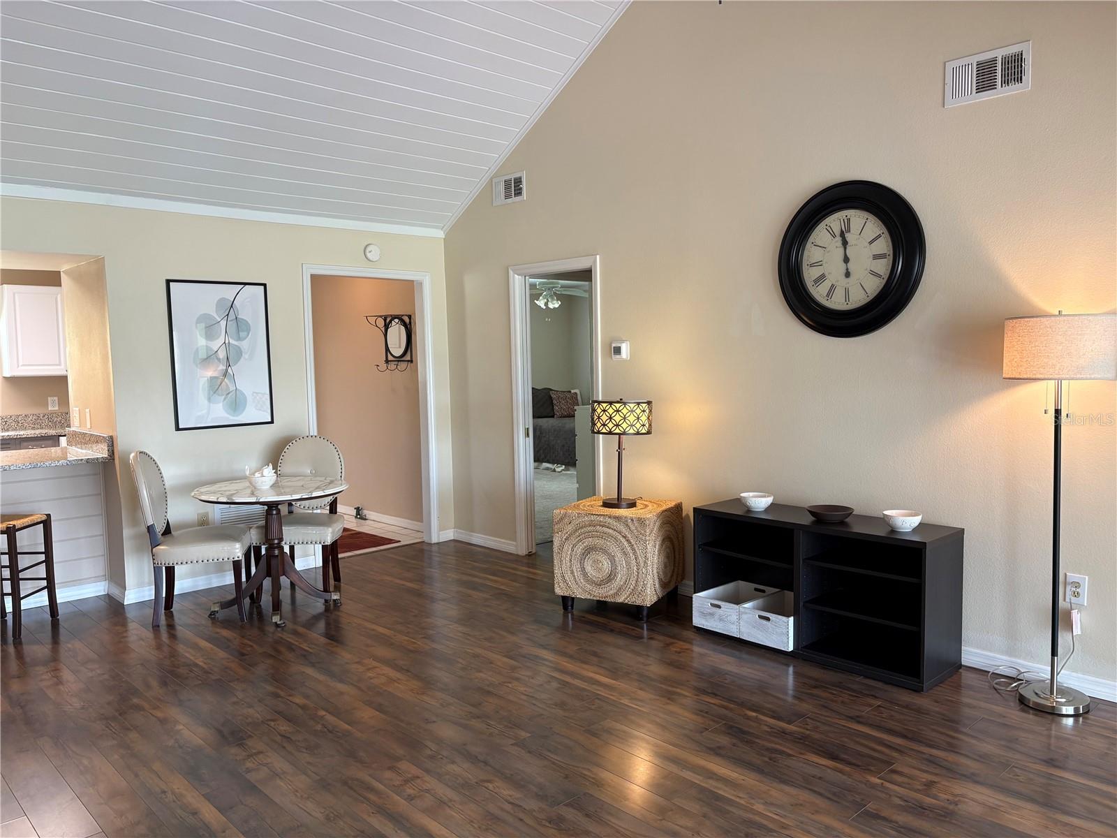 ERROL CLUB VILLAS CONDOMINIUMS 4 - Residential