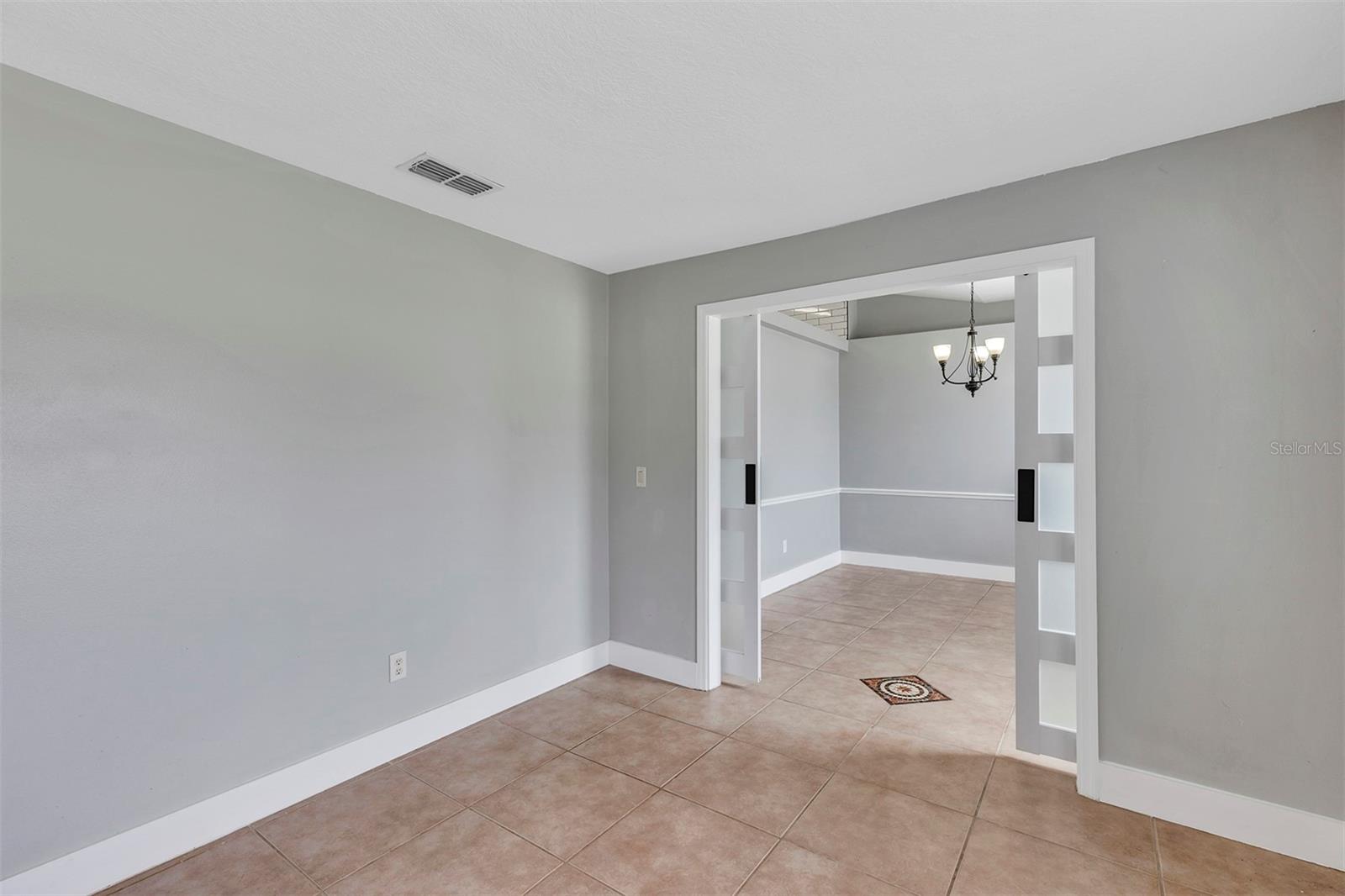 PINE RIDGE HOLLOW EAST PH 02 - Residential Lease