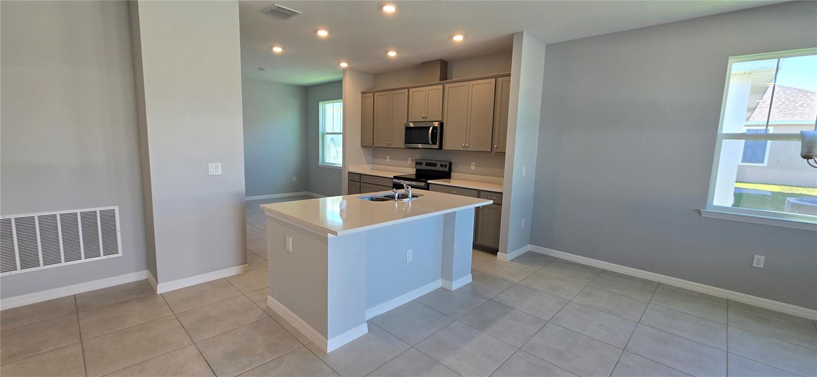 EDEN HILLS - Residential