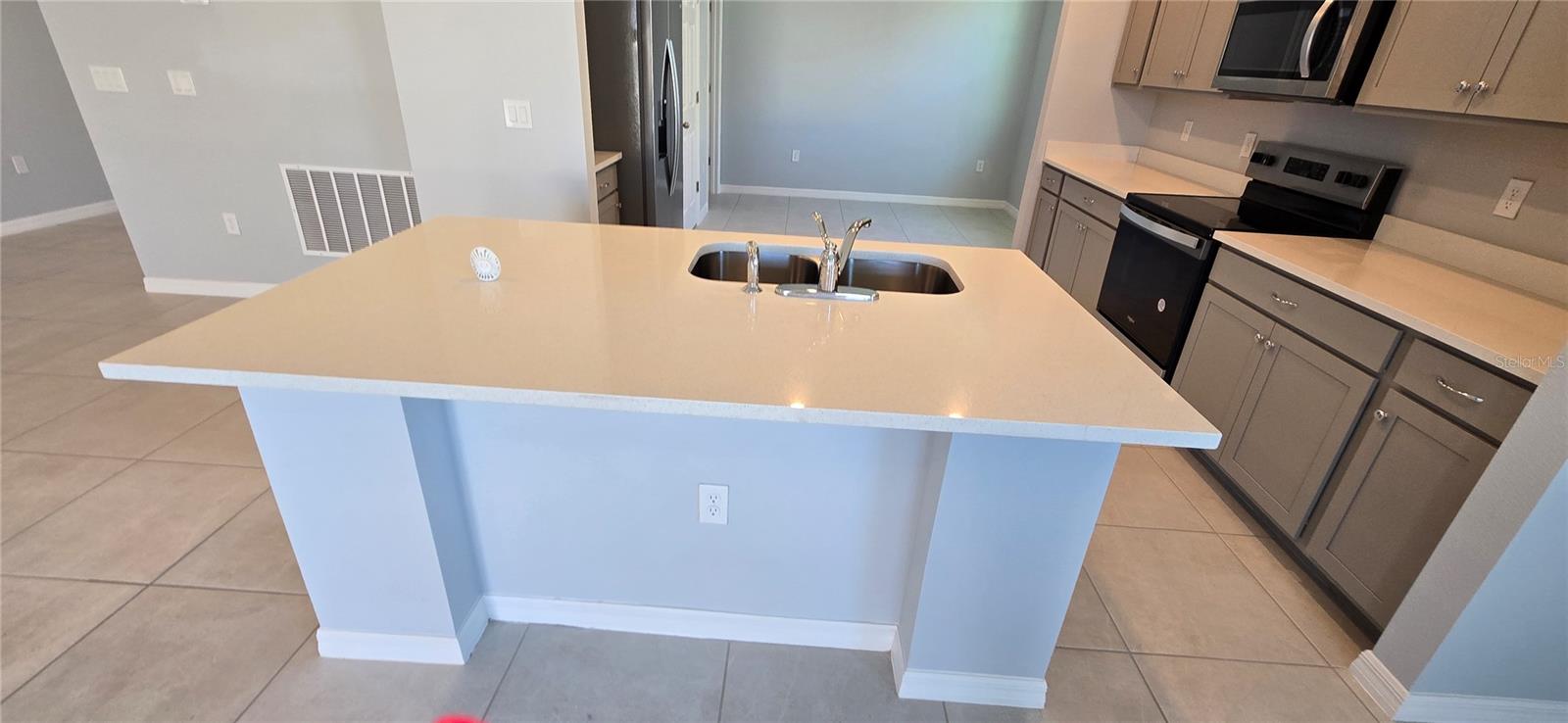 EDEN HILLS - Residential